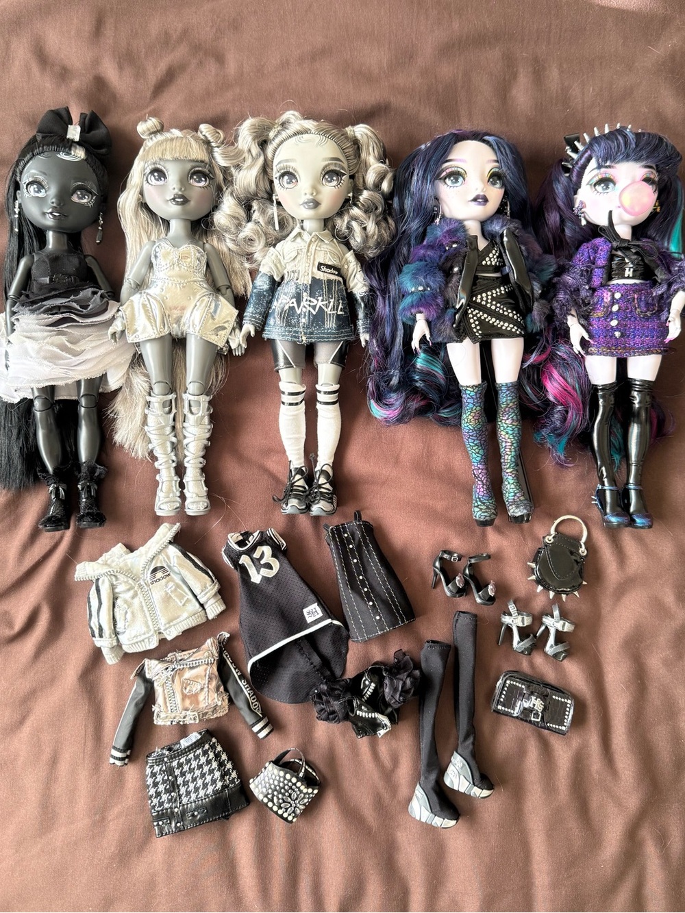 Shadow High Series 1 and Twins Bundle - Brand New Complete Set for 5 Dolls